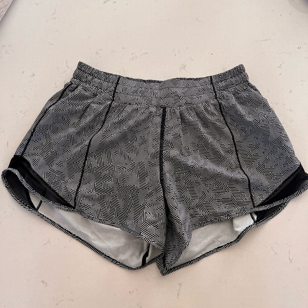 Limited Edition Lululemon SeaWheeze 2020 Hotty Hot Shorts